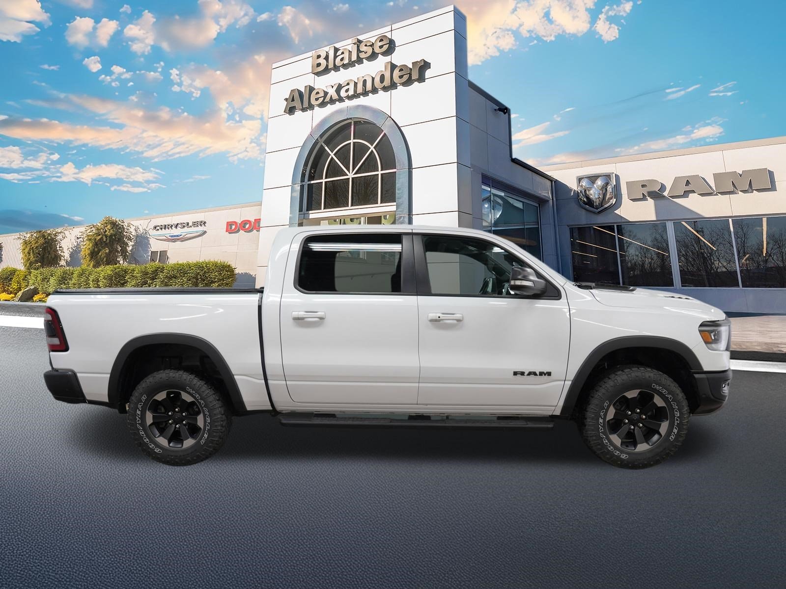 ram ram 1500 pickup 2019 1C6SRFLT7KN867755 image ram ram 1500 pickup 2019 1C6SRFLT7KN867755 image